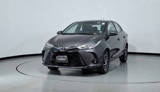 Toyota • Yaris