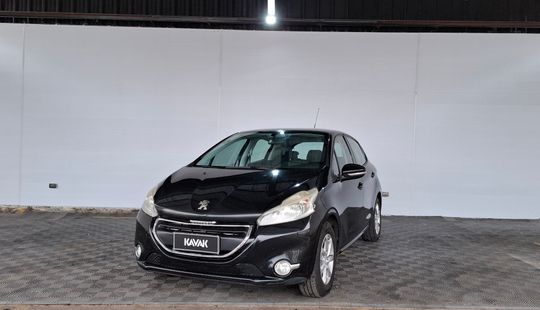 Peugeot • 208