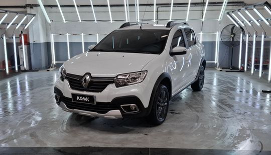 Renault • Sandero Stepway