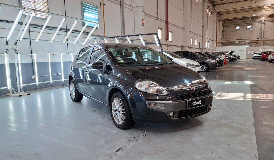 Fiat Punto 1.6 16V ESSENCE 5P Hatchback 2015
