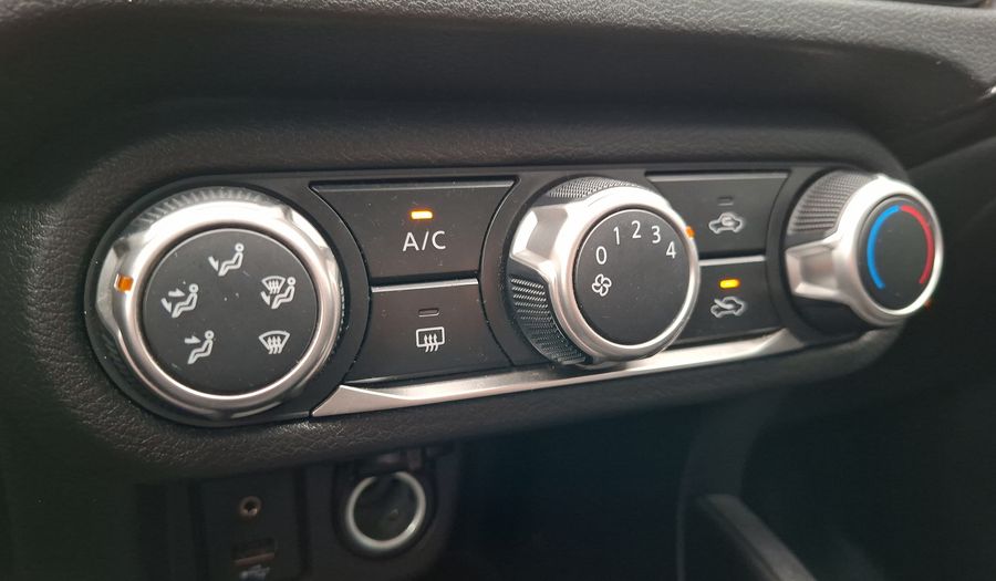 Nissan Versa 1.6 SENSE CVT Sedan 2022