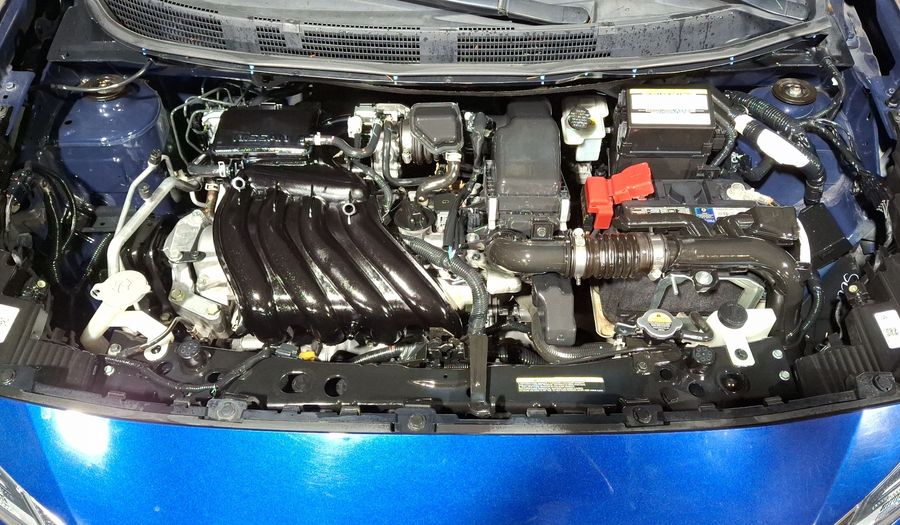 Nissan March 1.6 ADVANCE Hatchback 2021