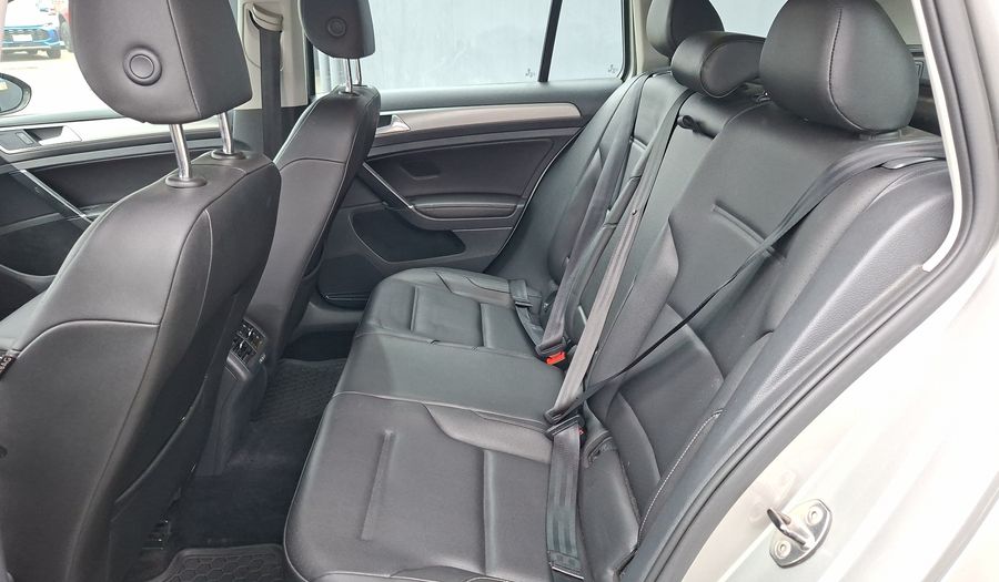 Volkswagen Golf 2.0 TSI DSG COMFORTLINE VARIANT Wagon 2017