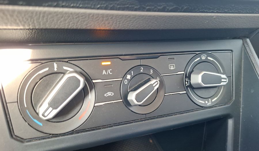 Volkswagen Polo 1.6 110 CV COMFORTLINE Hatchback 2019