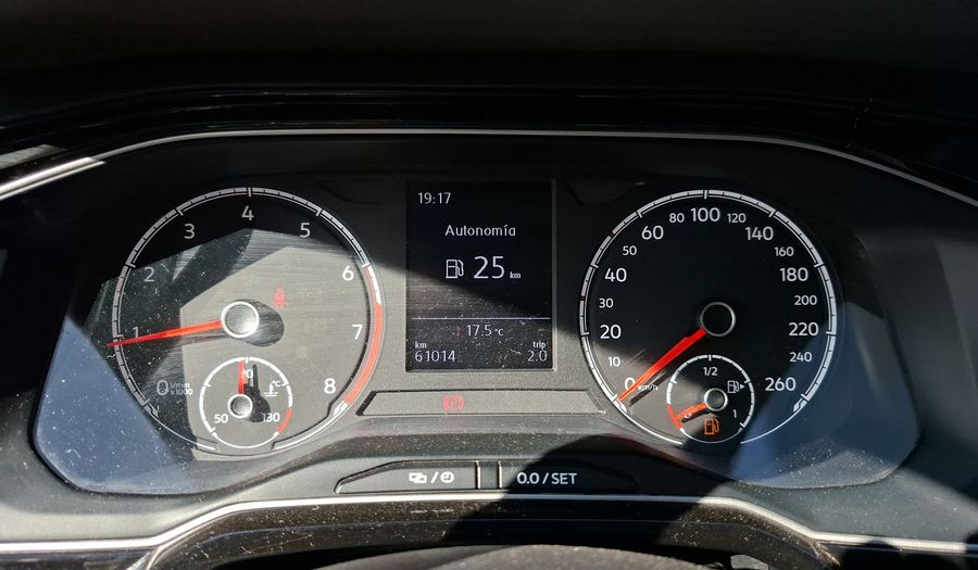 Volkswagen Polo 1.6 110 CV COMFORTLINE Hatchback 2019