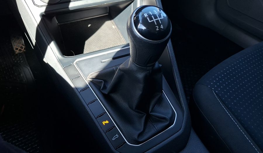 Volkswagen Polo 1.6 110 CV COMFORTLINE Hatchback 2019