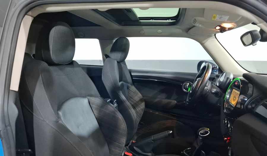 Mini Cooper 1.5 COOPER CHILI AT Hatchback 2017