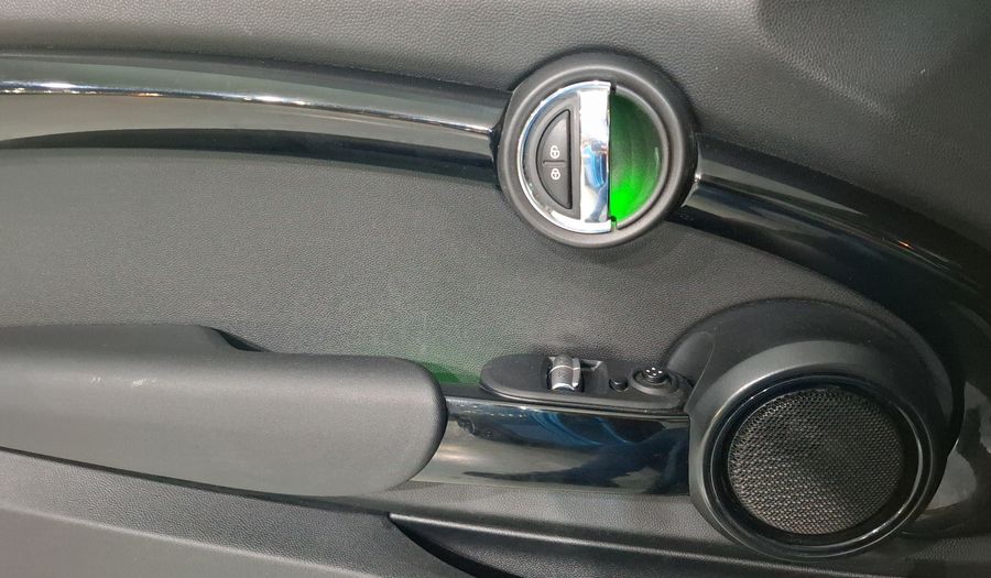 Mini Cooper 1.5 COOPER CHILI AT Hatchback 2017