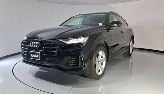 Audi • Q8