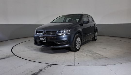 Volkswagen • Polo