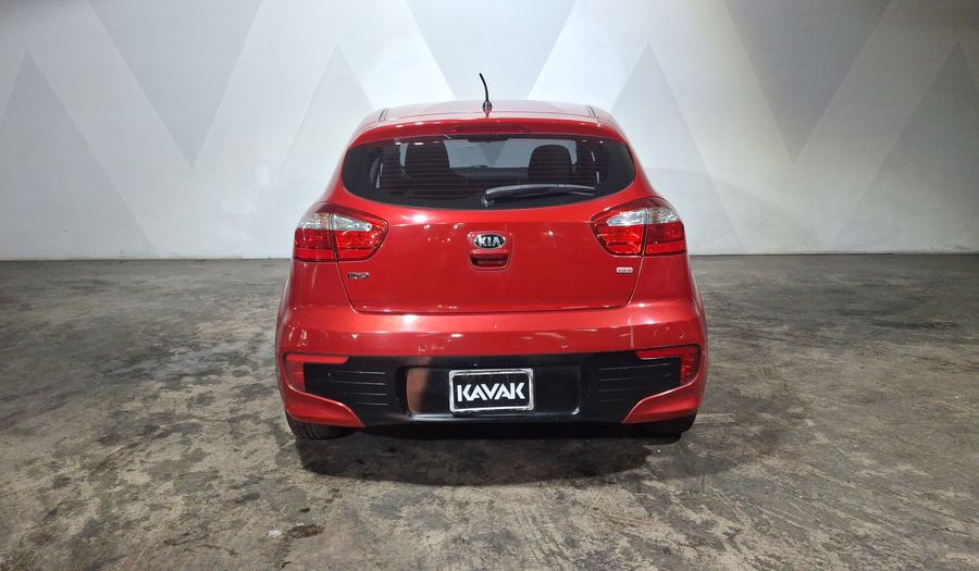 Kia Rio 1.6 EX MT Hatchback 2017