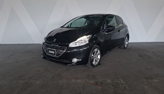 Peugeot • 208