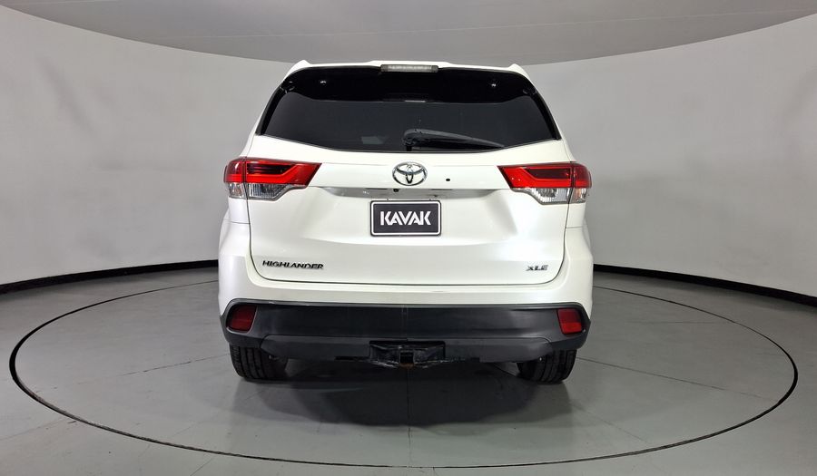Toyota Highlander 3.5 XLE Suv 2018