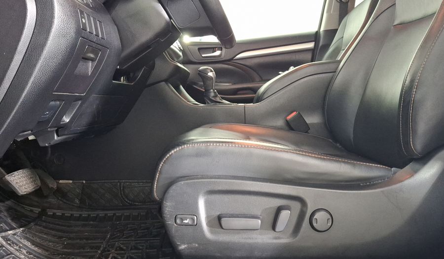 Toyota Highlander 3.5 XLE Suv 2018