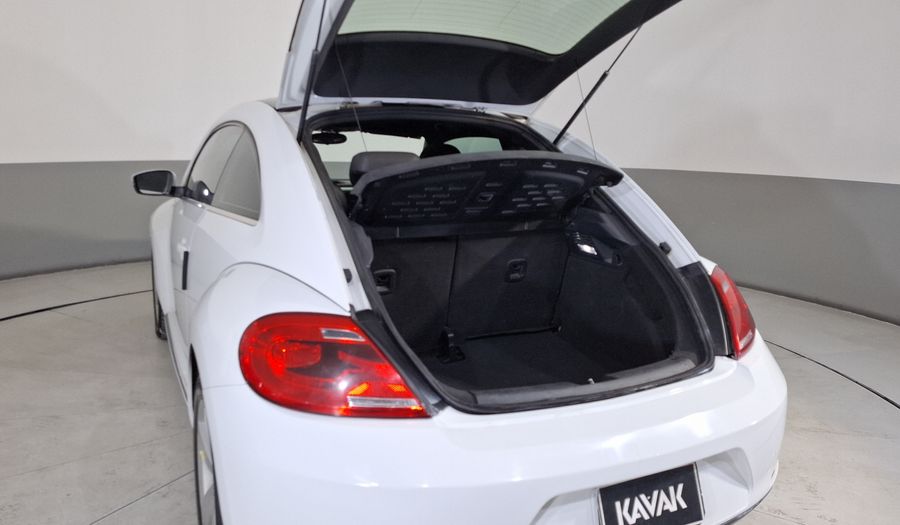 Volkswagen Beetle 2.5 SPORTLINE MT Hatchback 2016