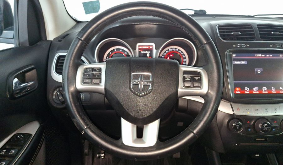 Dodge Journey 2.4 SXT+ 5 PASAJEROS Suv 2015