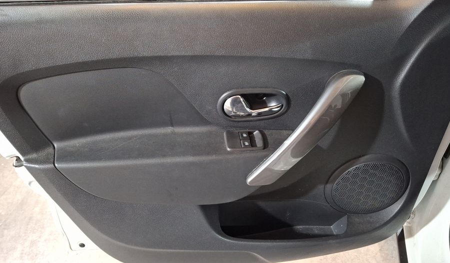 Renault Stepway 1.6 INTENS MT Hatchback 2019