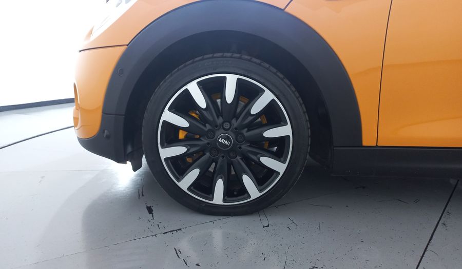 Mini Cooper S 2.0 COOPER HOT CHILI AT Hatchback 2017