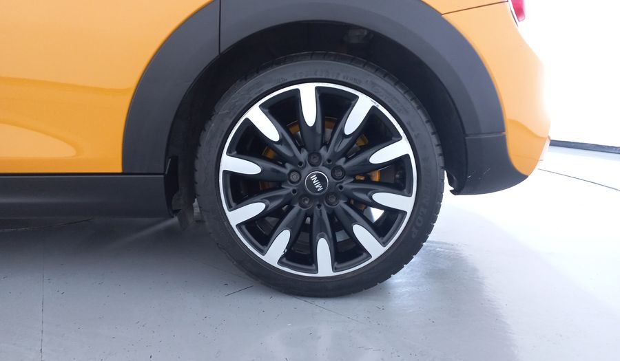Mini Cooper S 2.0 COOPER HOT CHILI AT Hatchback 2017