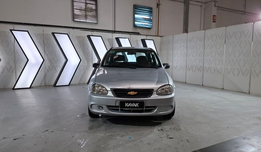 Chevrolet Classic 1.4 LS AA MT Hatchback 2011