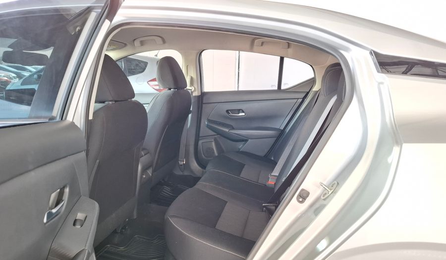 Nissan Sentra 2.0 ADVANCE CVT Sedan 2022