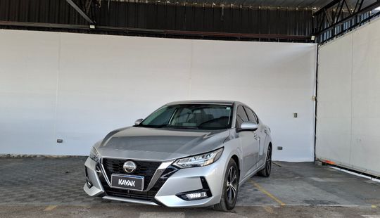 Nissan • Sentra