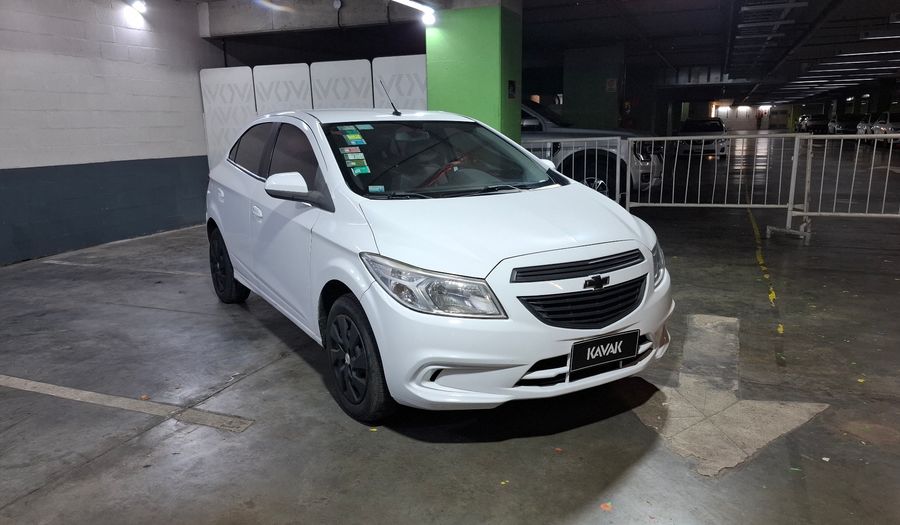 Chevrolet Onix 1.4 LT Hatchback 2013