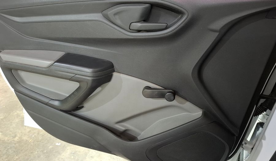 Chevrolet Onix 1.4 LT Hatchback 2013