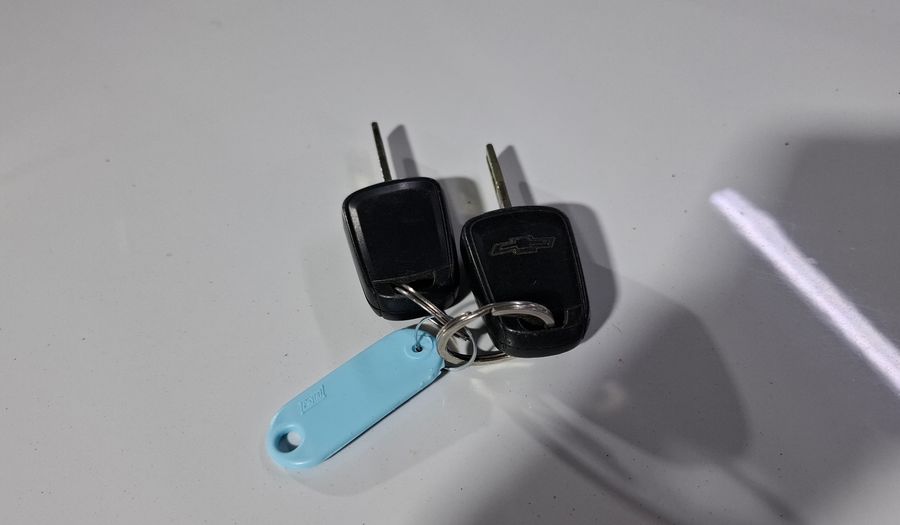 Chevrolet Onix 1.4 LT Hatchback 2013