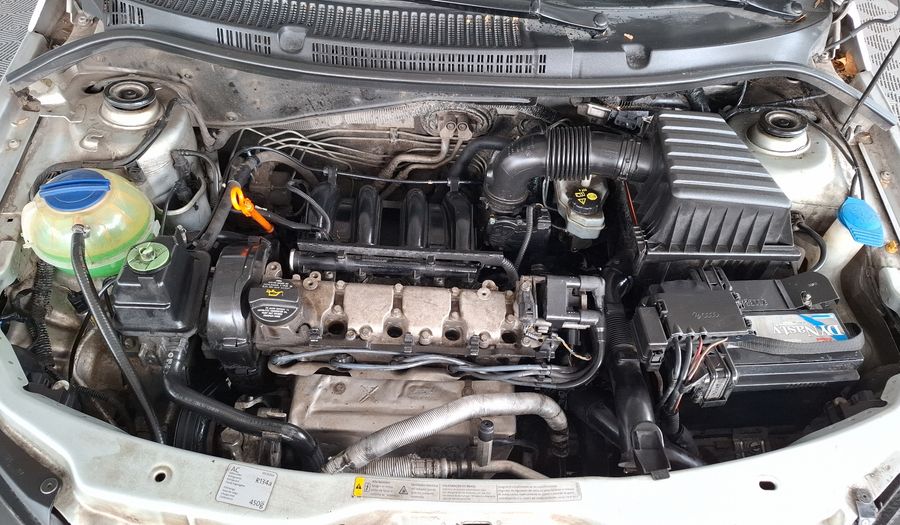 Volkswagen Gol Trend 1.6 TRENDLINE Hatchback 2015