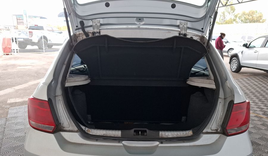 Volkswagen Gol Trend 1.6 TRENDLINE Hatchback 2015