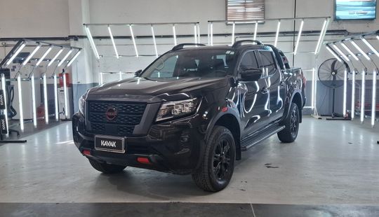 Nissan • Frontier