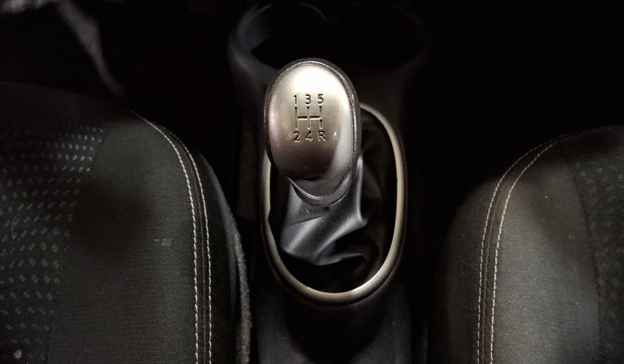 Nissan March 1.6 ADVANCE Hatchback 2018
