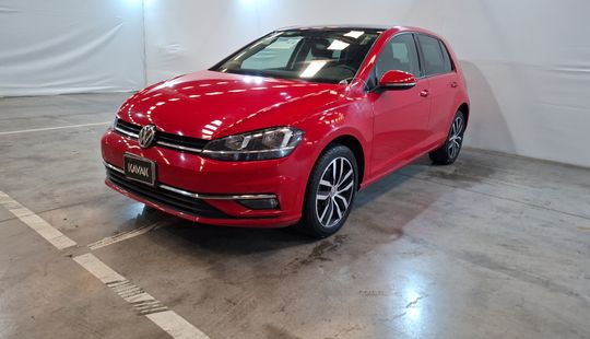 Volkswagen • Golf