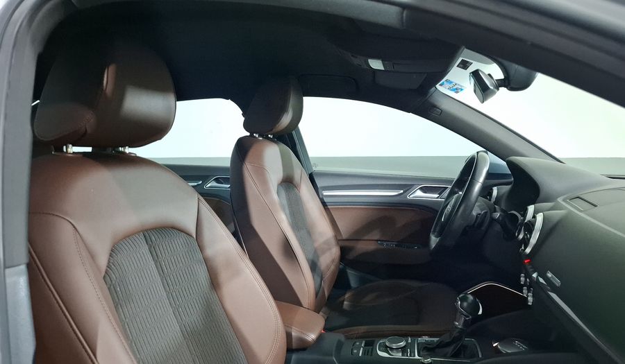 Audi A3 2.0 TFSI SELECT Sedan 2017