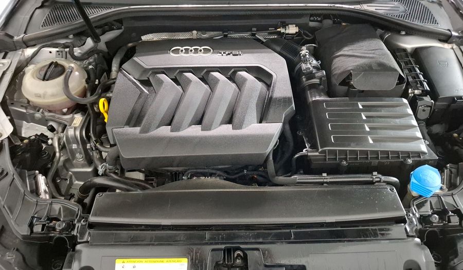 Audi A3 2.0 TFSI SELECT Sedan 2017