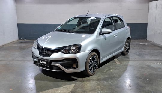 Toyota • Etios