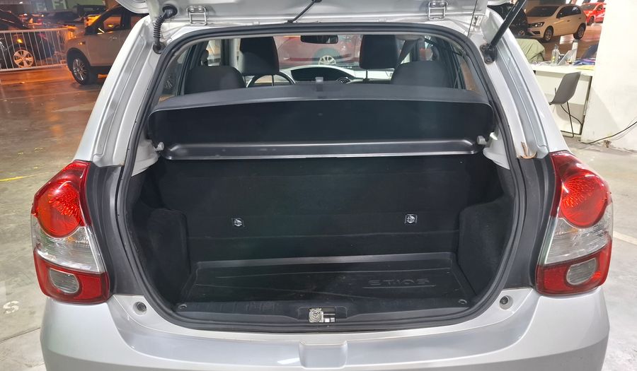 Toyota Etios 1.5 XLS PACK Hatchback 2023