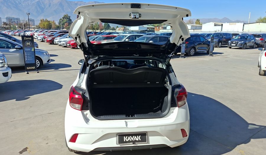 Hyundai Grand I10 1.2 PLUS FL Hatchback 2025