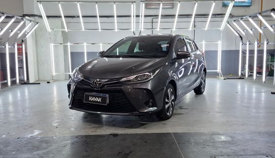 Toyota • Yaris