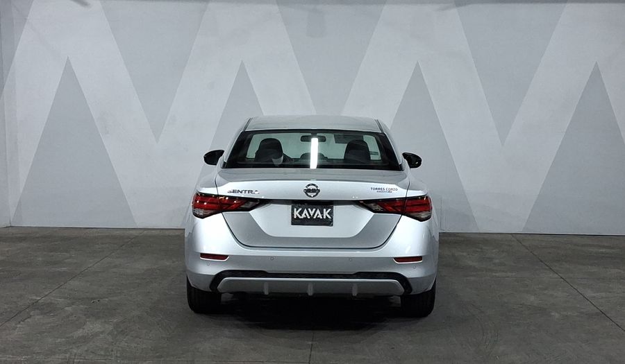Nissan Sentra 2.0 ADVANCE Sedan 2021
