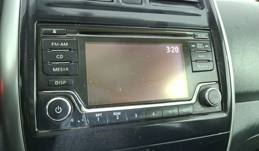 Nissan Versa 1.6 ADVANCE TM AC Sedan 2016