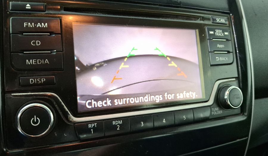 Nissan Versa 1.6 ADVANCE TM AC Sedan 2016