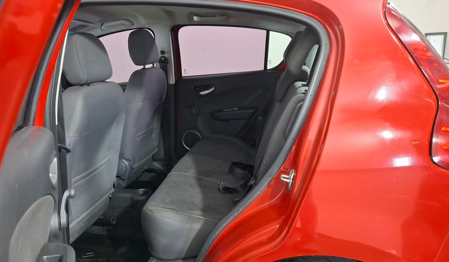Fiat Palio 1.4 ATTRACTIVE Hatchback 2017
