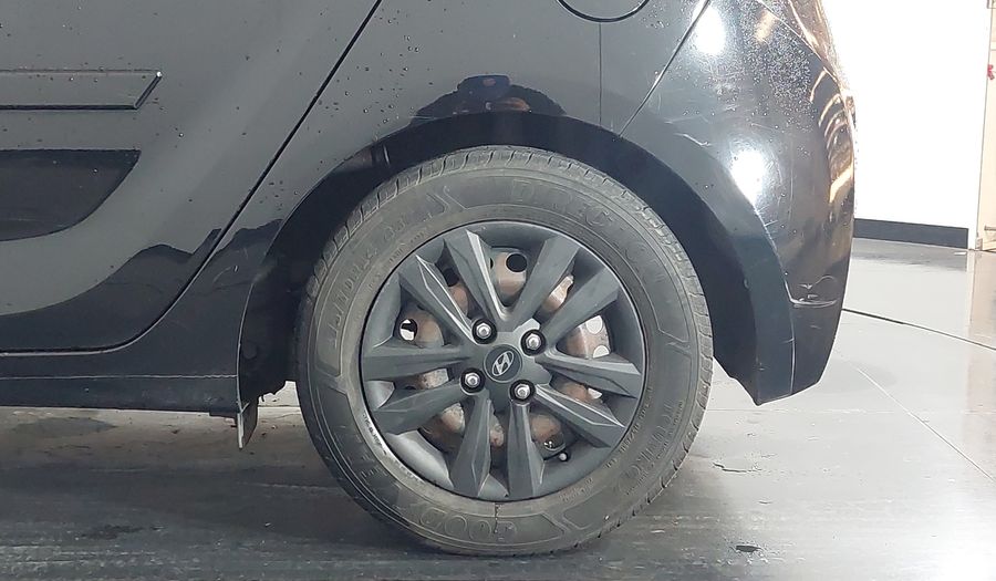 Hyundai Hb20 1.6 COMFORT PLUS AUTO Hatchback 2014