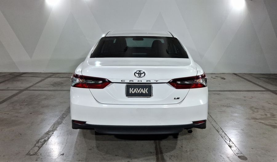 Toyota Camry 2.5 LE AUTO Sedan 2022