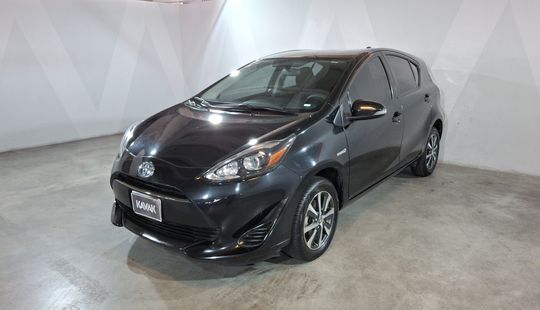 Toyota • Prius C