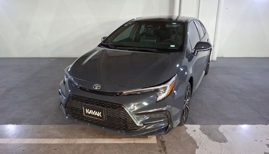 Toyota • Corolla
