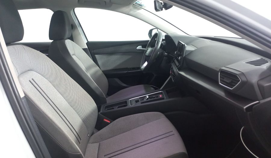 Seat Leon 1.4 STYLE AUTO Hatchback 2022