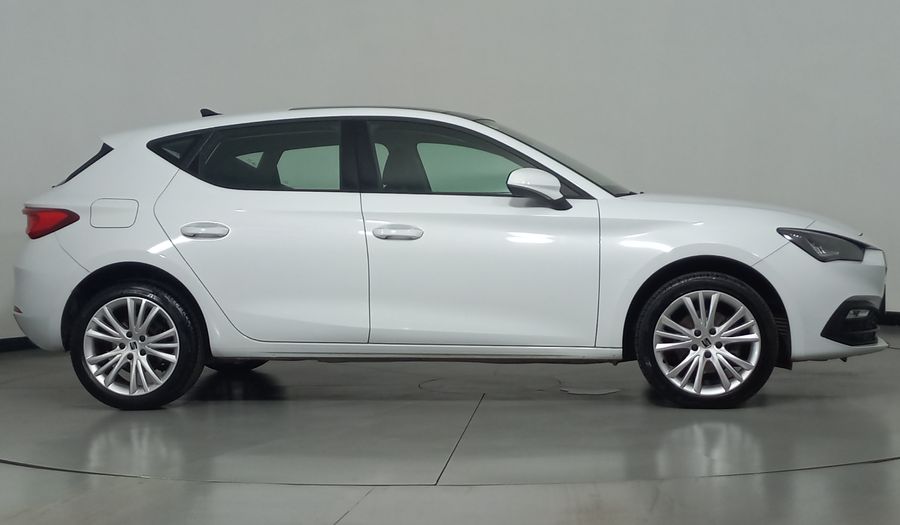 Seat Leon 1.4 STYLE AUTO Hatchback 2022